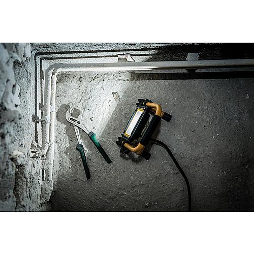 Mobiler LED Strahler JARO