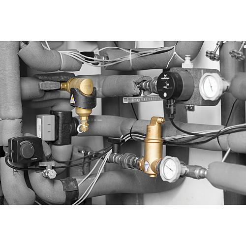 Mikroluftblasenabscheider SpiroVent® Solar AutoClose, horizontal